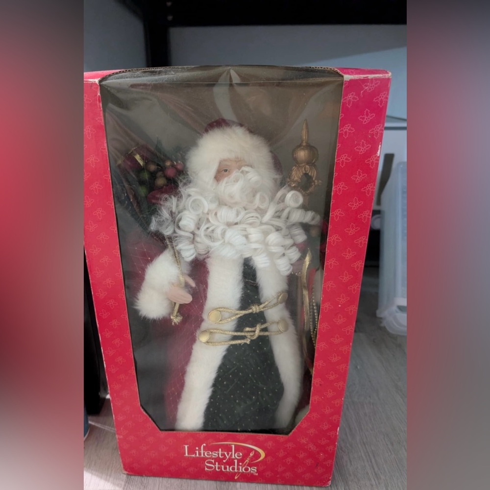 Vintage 2003 Lifestyle Studio Santa Tree Topper